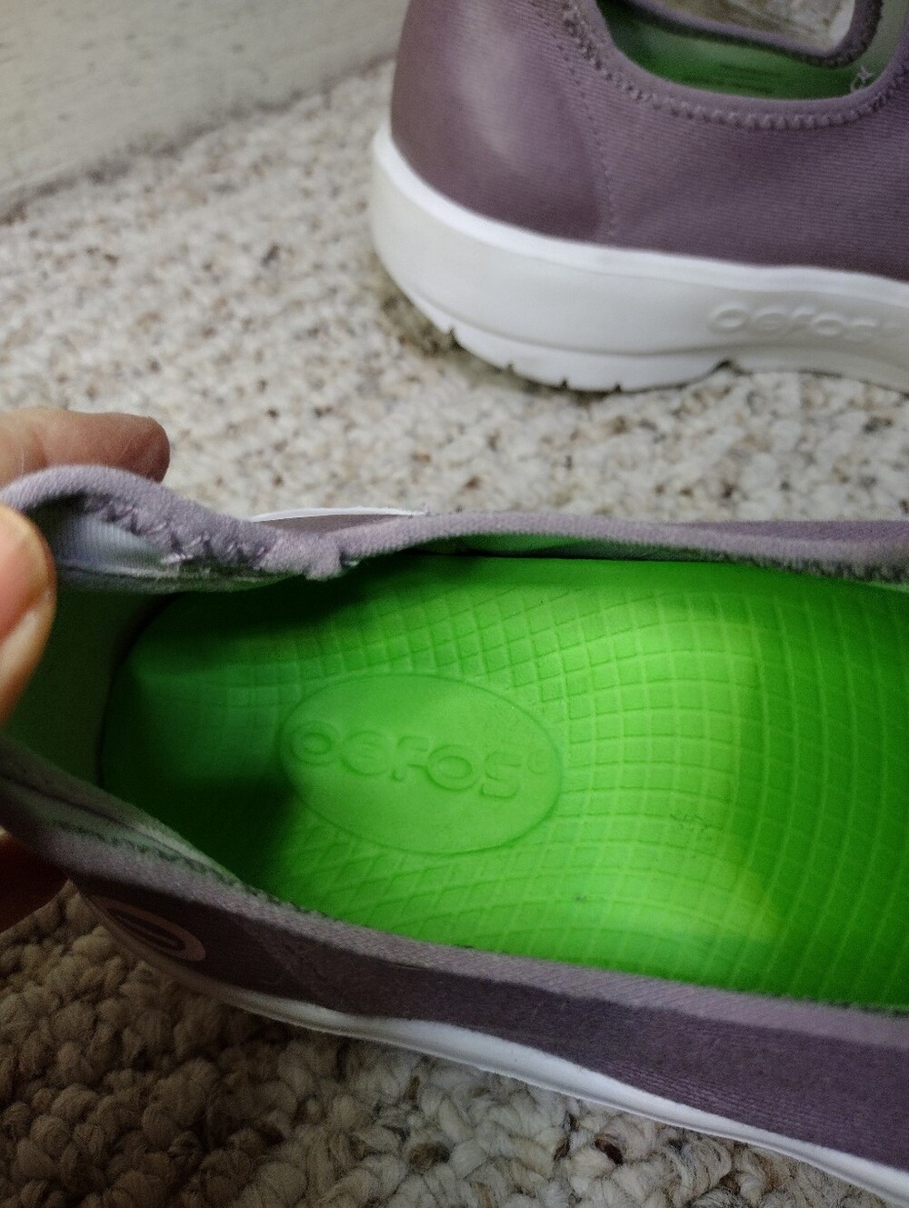 OOfos Women's OOmg eeZee Low Shoe In Purple/Mauve Colorway - Picture 8 of 11